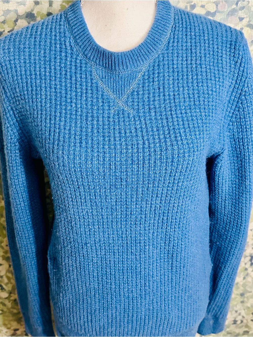 Outerknown Recycled Cashmere Waffle Knit Sweater | Bright Blue Crewneck | Size S - Picture 5 of 6